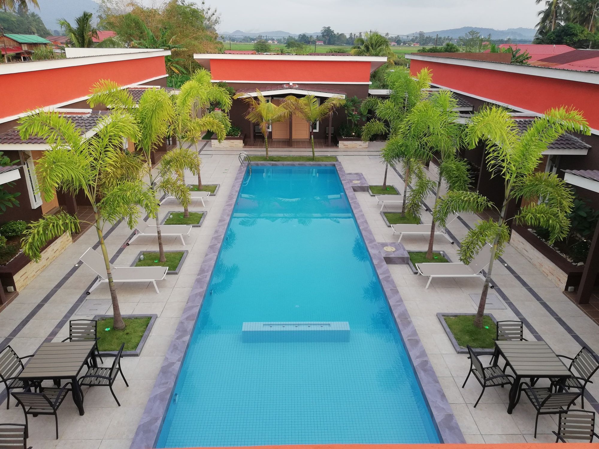 Villa Abadi Resort Pantai Cenang  Exterior photo